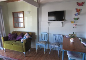 Quiet coastal apartments with sea views - spectacular sunsets