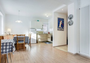 Quiet Holiday Apartment "Ciasa Christina" with Wi-Fi, Balcony and Mountain View