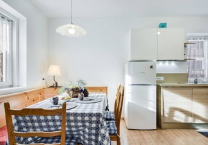Quiet Holiday Apartment "Ciasa Christina" with Wi-Fi, Balcony and Mountain View