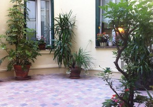 Quiet studio on courtyard Paris 14th near Montparnasse, 25 m2