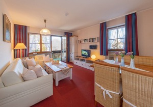 Quiet, sunny location, directly in Oberstdorf, all cable cars can be booked free of charge