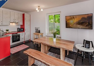 Quietly located semi-detached house with sauna and terrace with beach chair - forest settlement