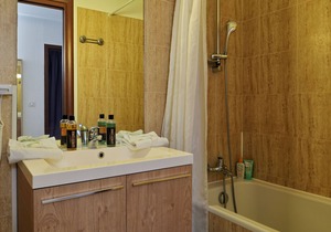 Rés. Les Calanques, T2 2-4 pers. by Interhome