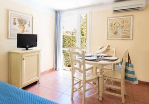 Résidence Pierre & Vacances Les Rives de Cannes Mandelieu*** - Apartment for 4 people - 1 bedroom - Terrace - Garden level