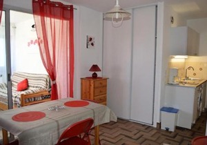 Résidence Les Cyclades - STUDIO 4 PERSONNES 4 couchages PORT LEUCATE. Réf: 2CYC 38A MAE-4884