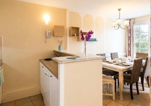 Résidence Pierre & Vacances Le Domaine de Bordaberry - Apartment for 4 people - 1 bedroom - Terrace or balcony
