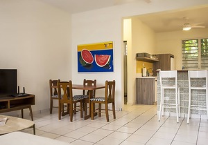 R Casa Unit 2 at Steps Beach: Newly Renovated Home with all the bells & whistles