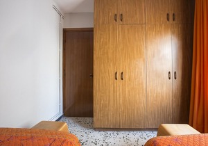 R54 Two bedroom apartment 20m from the beach Calafell