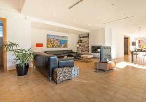 R6 Modern Villa 300m from the Comaruga beach