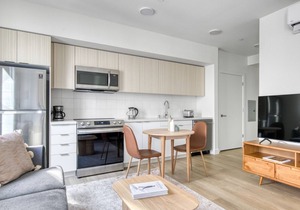 Rad Berkeley Studio w/ W/D & Coworking, walkable to BART, by Blueground