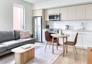 Rad Berkeley Studio w/ W/D & Coworking, walkable to BART, by Blueground