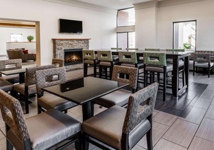 Ramada by Wyndham Canton/Hall of Fame