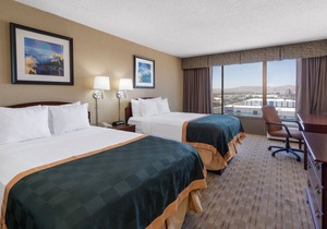 Ramada by Wyndham Reno Hotel and Casino