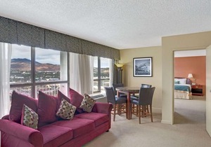 Ramada by Wyndham Reno Hotel & Casino