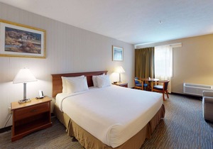 Ramada by Wyndham Strasburg