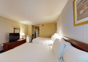 Ramada by Wyndham Strasburg