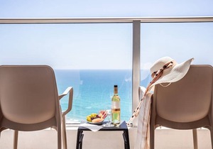Ramada Hotel & Suites by Wyndham Netanya