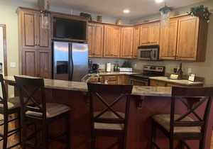 RARE Bridges Bay POOLSIDE condo with LAKE VIEW! - Sleeps 8