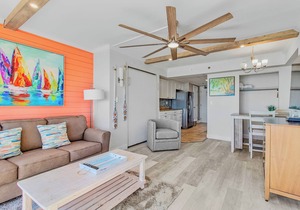 RARE JACUZZI HONEYMOON CONDO/1000SQFT/2BATH/SWING