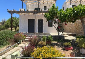 Ravishing View, Zastani Houses