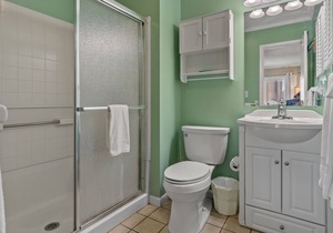 Recently Renovated, across the street from beach+FREE DAILY ACTIVITIES