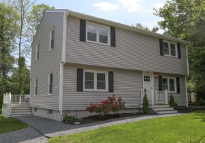Recently renovated home in Bonnet Shores