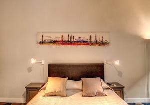 Recently restructured apartment on Via dei Cappellari, at walking distance from all tourist sites.