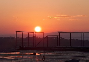 Red apartment in villa with swimming pool between Rome, the Terme dei Papi and Umbria