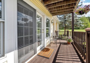 Red Clover Inn-Accessible King Suite in Killington