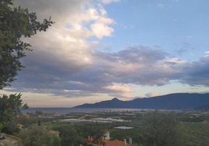 Red Rock and View Leonidio maisonette studio