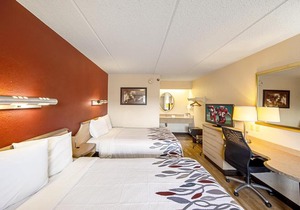 Red Roof Inn Fairmont