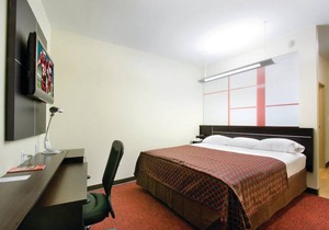 Red Roof Inn & Suites Beaumont