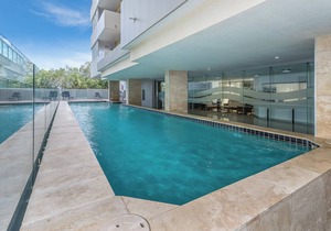 Redcliffe Penthouse 4 Bedroom Holiday Apartment Sleeps 8