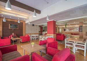 RedDoorz at Amellia Pasteur Bandung