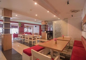 RedDoorz at Amellia Pasteur Bandung