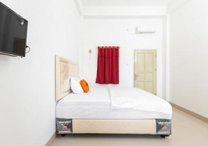RedDoorz at Losari Area 2 Makassar