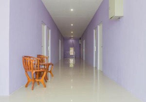 RedDoorz Plus @ Tuparev Cirebon 2