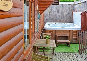 Redwood Boutique Lodge