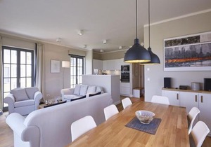 Reetland am Meer - Luxus Reetdachvilla mit 3 Schlafzimmern, Sauna und Kamin E23