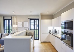 Reetland am Meer - Luxus Reetdachvilla mit 3 Schlafzimmern, Sauna und Kamin F11
