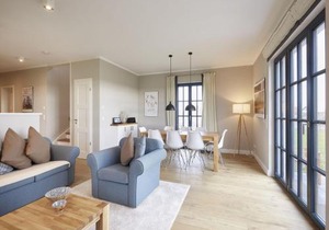 Reetland am Meer - Luxus Reetdachvilla mit 3 Schlafzimmern, Sauna und Kamin F12