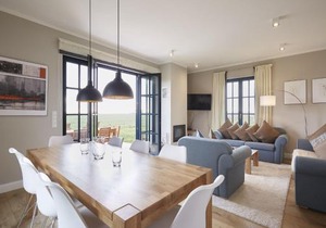 Reetland am Meer - Luxus Reetdachvilla mit 3 Schlafzimmern, Sauna und Kamin F12