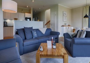 Reetland am Meer - Luxus Reetdachvilla mit 3 Schlafzimmern, Sauna und Kamin F08