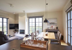Reetland am Meer - Premium Reetdachvilla mit 3 Schlafzimmern, Sauna und Kamin E19