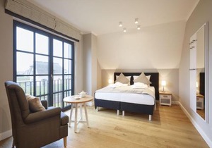 Reetland am Meer - Premium Reetdachvilla mit 3 Schlafzimmern, Sauna und Kamin F09