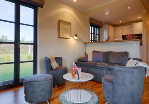 Reetland am Meer - Premium Reetdachvilla mit 3 Schlafzimmern, Sauna, Kamin und Massagesessel F05
