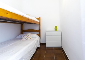 Ref. GINESTA: huge house with private pool and AC.