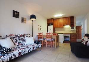 Ref. RIELLS BLAU: Apartment near Riells beach.