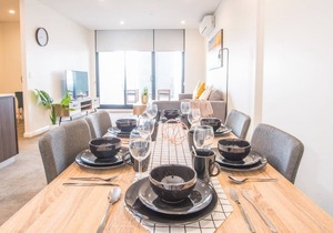 REFRESHING 2bed2bath APT in Up&Coming Liverpool