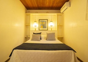 Regina Apartments
